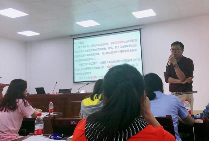 6培训会现场。。。。。。。。农茜茜 摄700.jpg
