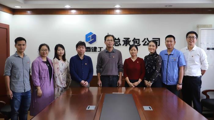 1.5合影留想。。。。。。。李立云 摄700.jpg