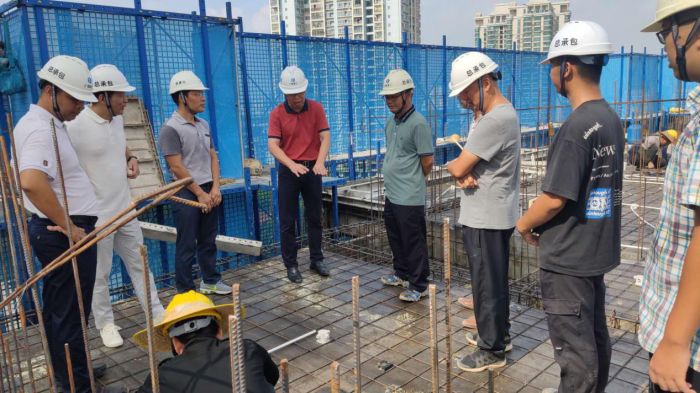 24查抄现场。。。。。。。李昌钞 摄.jpg