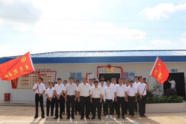 合影留想。。。。。。张钊林 摄（建图）.jpg