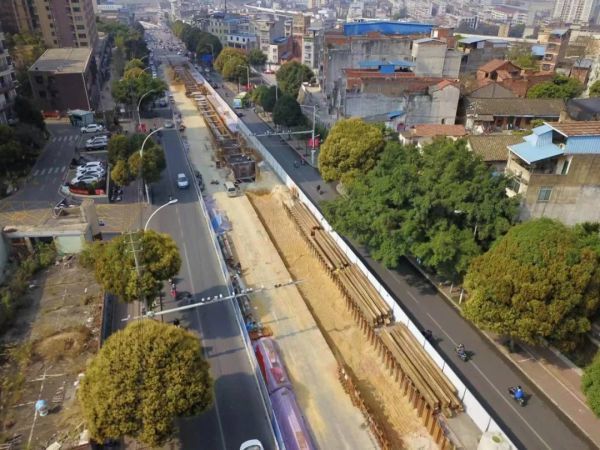 望州路项目现场。。。。。廖卓政 摄（建图）.jpg