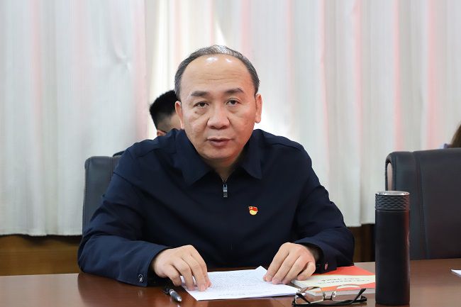 1648540665100294.jpg 陆烜讲党课(建图).jpg