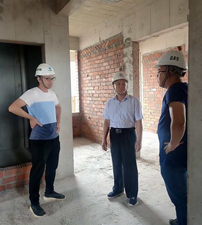 张强到竹塘路项目领导创优工作。。。。。。。。胡江 摄（建图）.jpg