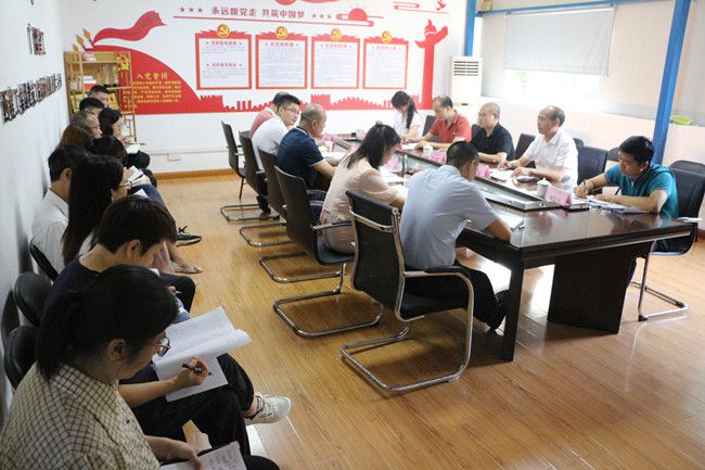 会议现场。。。。。。。张钊林 摄（建图）.jpg