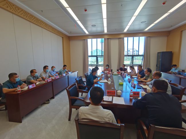 会议现场。。。。。。张方园 摄（建图）.jpg