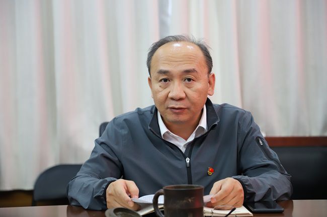 陆烜讲话。。。。。。。。侯健杰摄（建图）.jpg