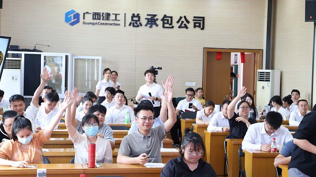 有奖问答现场。。。。。。ńㄍ迹.jpg