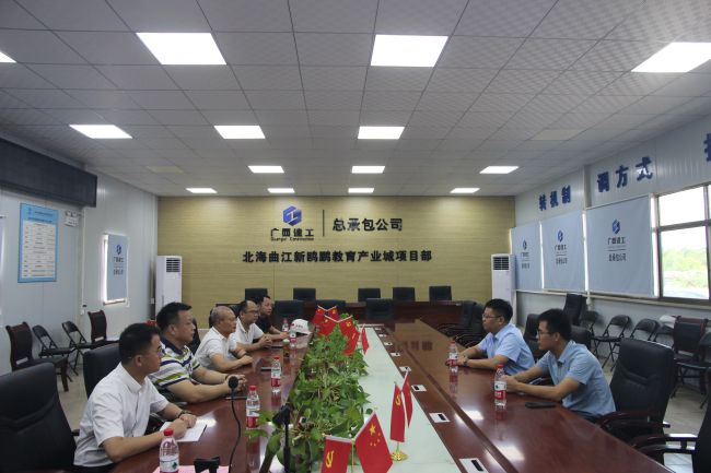 座谈会现场。。。。。。梁红玉 摄（建图）.jpg