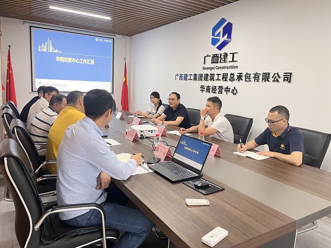调研现场。。。。。。杨德辉 摄（建图）.jpg