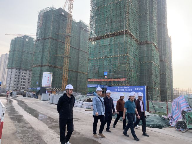 查抄现场。。。。。。。。罗庆博 摄（建图）.jpg