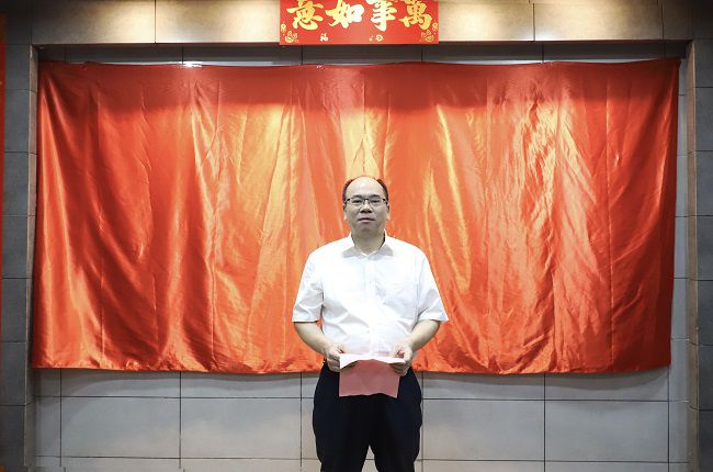 1779757235282503.jpg 林家富在揭牌典礼上致词 郑诗宝摄(建图版).jpg